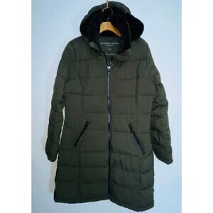 Andrew Mark Stretch Puffer Coat in Green - Women's Size M - Faux Fur Lining